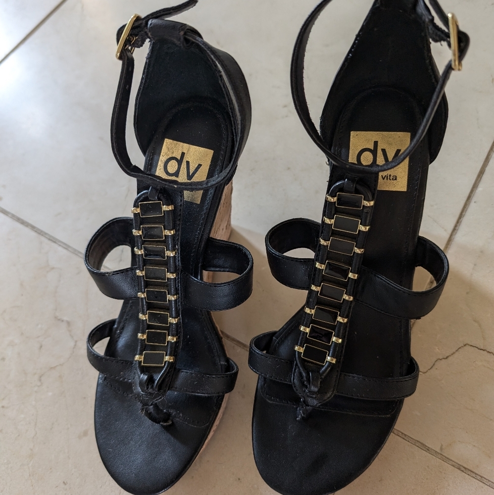 Women’s Dolce Vida  black&gold high wedged sandal
